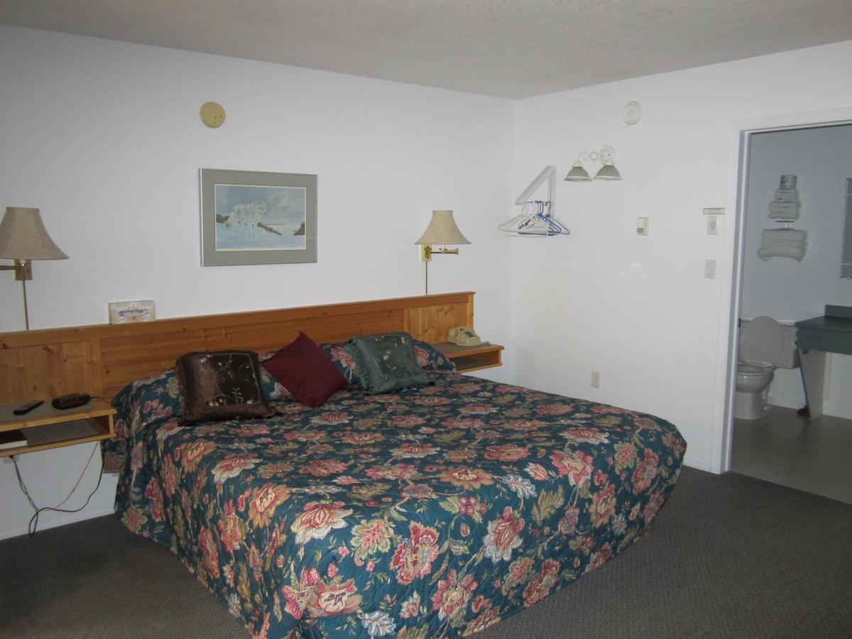 Bonanza Gold Motel Dawson City Exterior foto